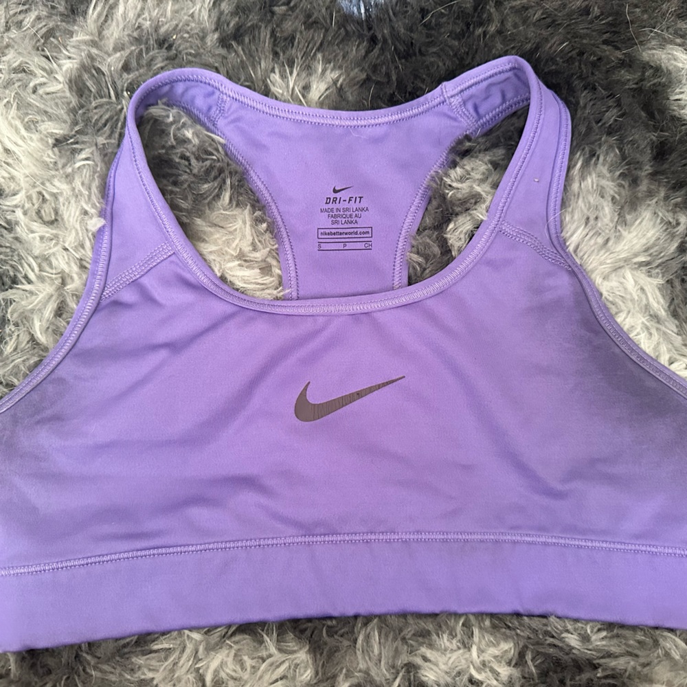 NIKE sports bra